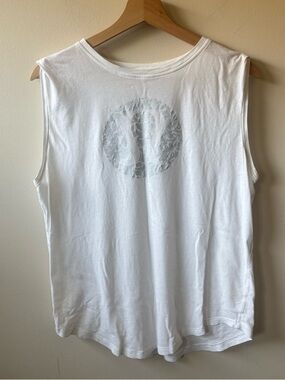 lululemon athletica White Sleeveless Workout Tank